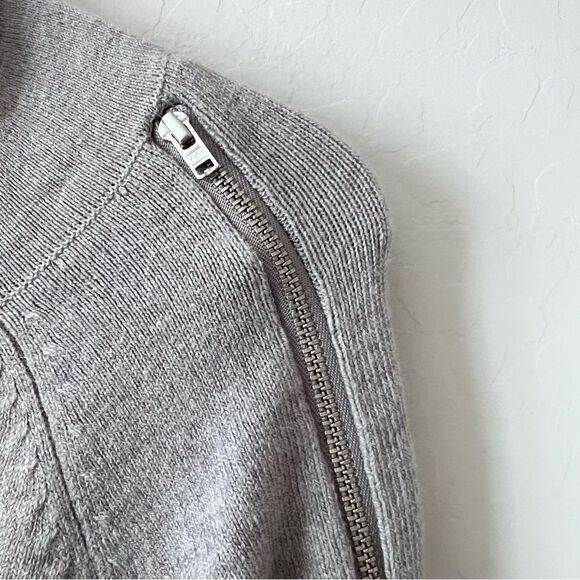 French Connection Grey Zip Long Sleeves Mock Neck Roll Hem Sweater Tunic Sz XS - Picture 2 of 8